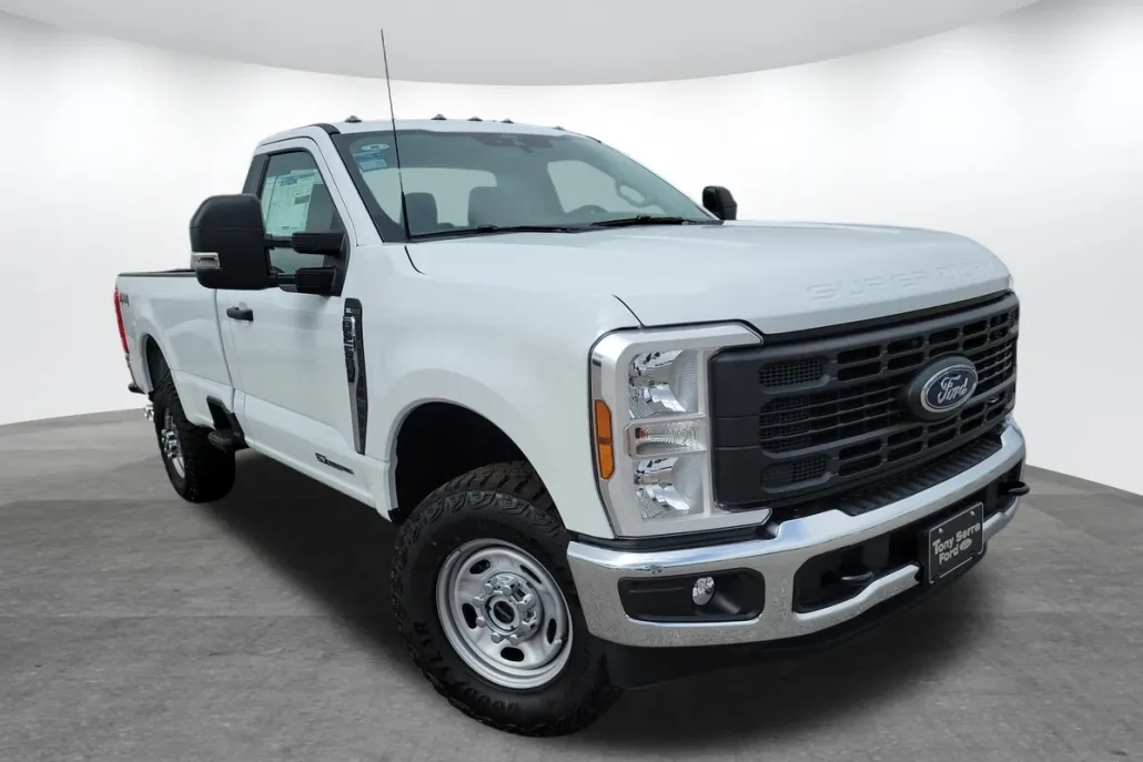 2025 Ford F-250 XLT photo 1