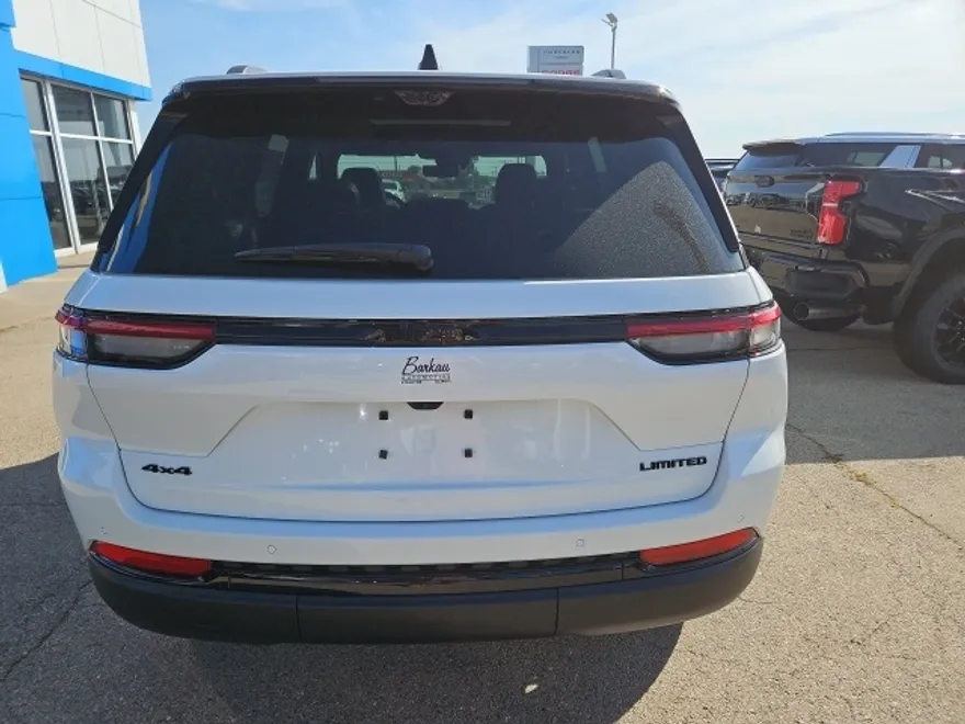 2025 Jeep Grand Cherokee Limited photo 1