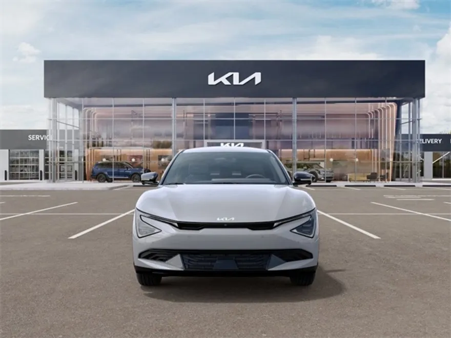 2025 Kia EV6 Wind photo 1