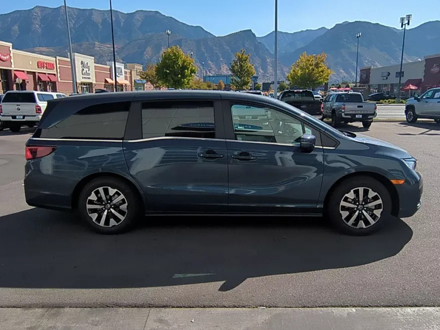 2026 Honda Odyssey EX-L photo 1