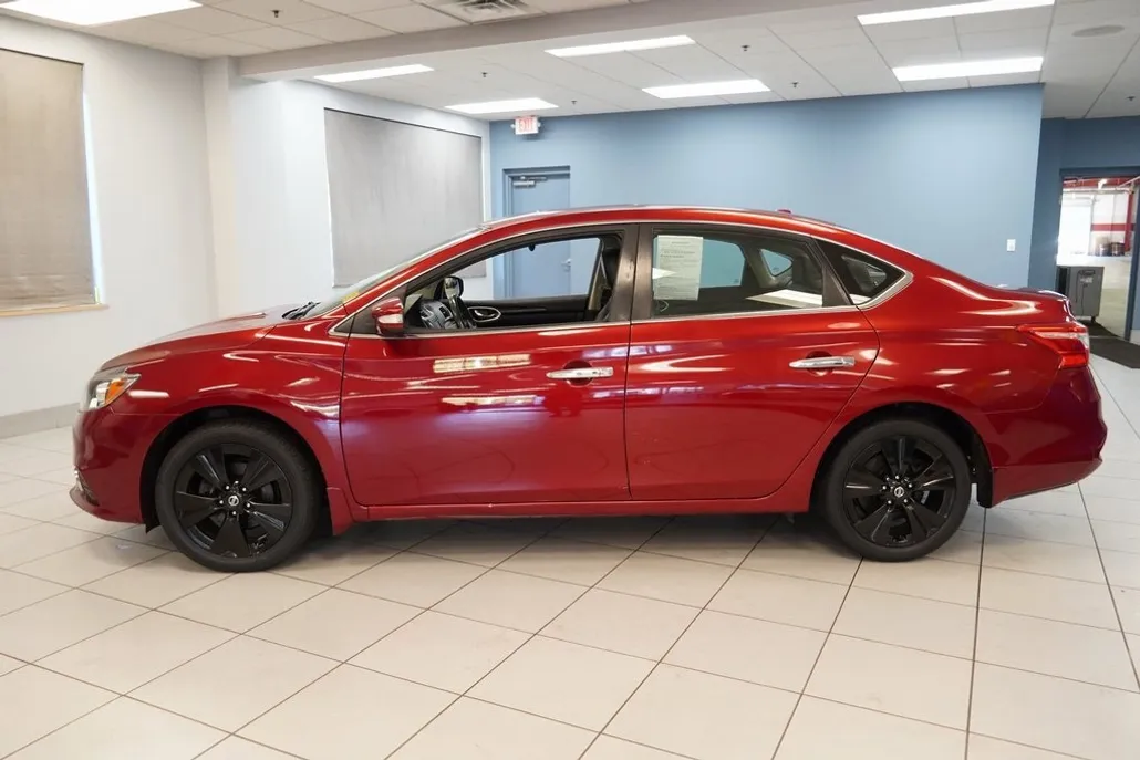 2018 Nissan Sentra SL photo 1