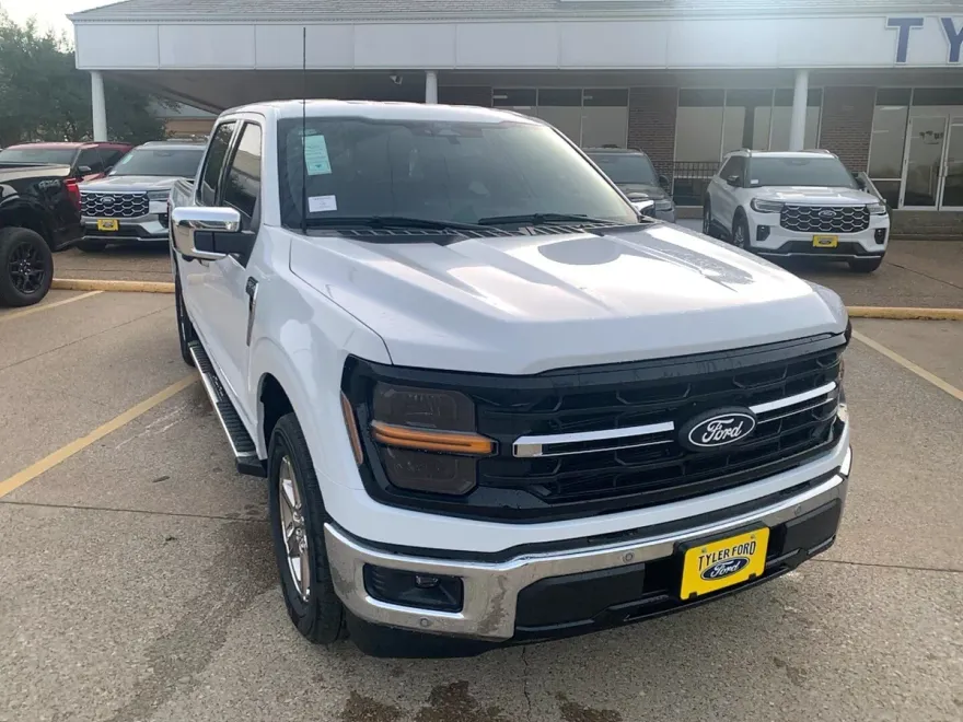 2025 Ford F-150 XLT photo 1