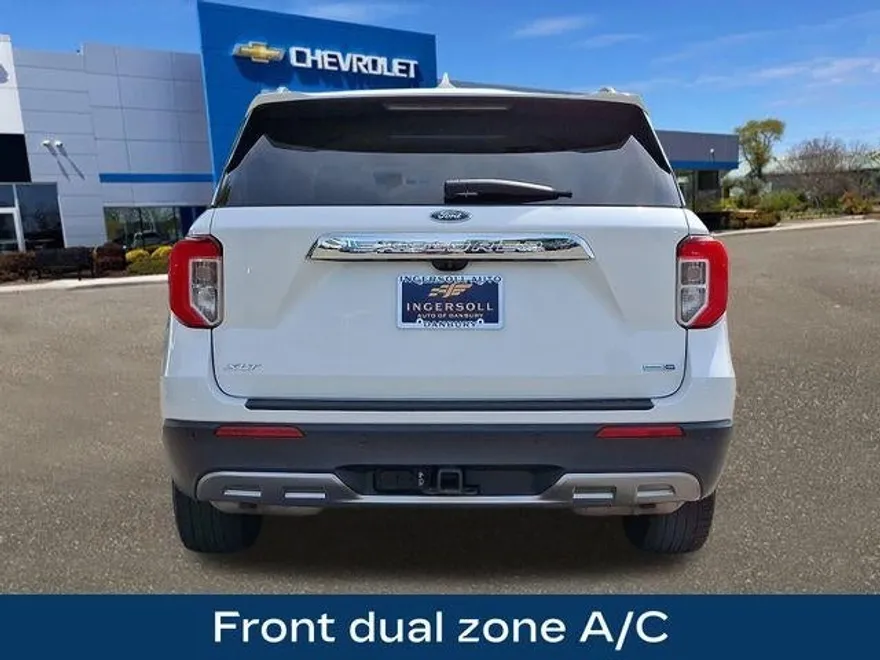 2020 Ford Explorer XLT photo 1
