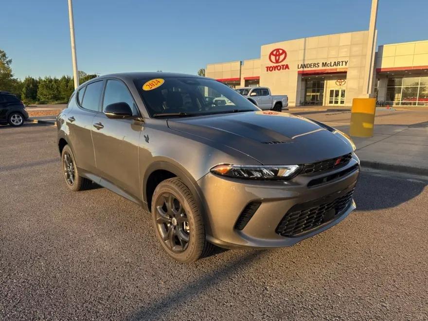 2024 Dodge Hornet GT photo 1