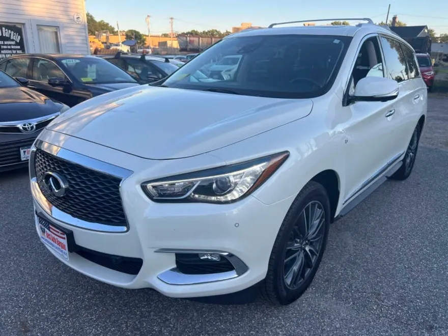 2017 Infiniti QX60 photo 1