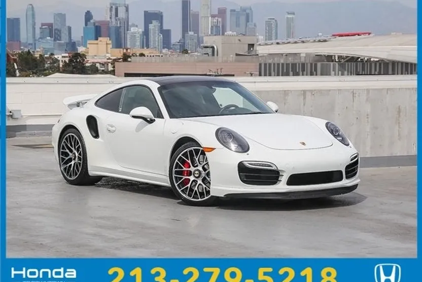 2016 Porsche 911 Turbo photo 1
