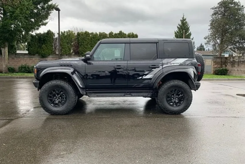 2025 Ford Bronco Raptor photo 1