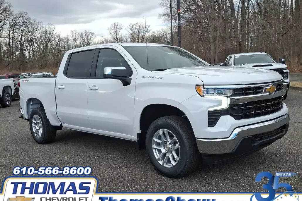 2025 Chevrolet Silverado 1500 LT photo 1