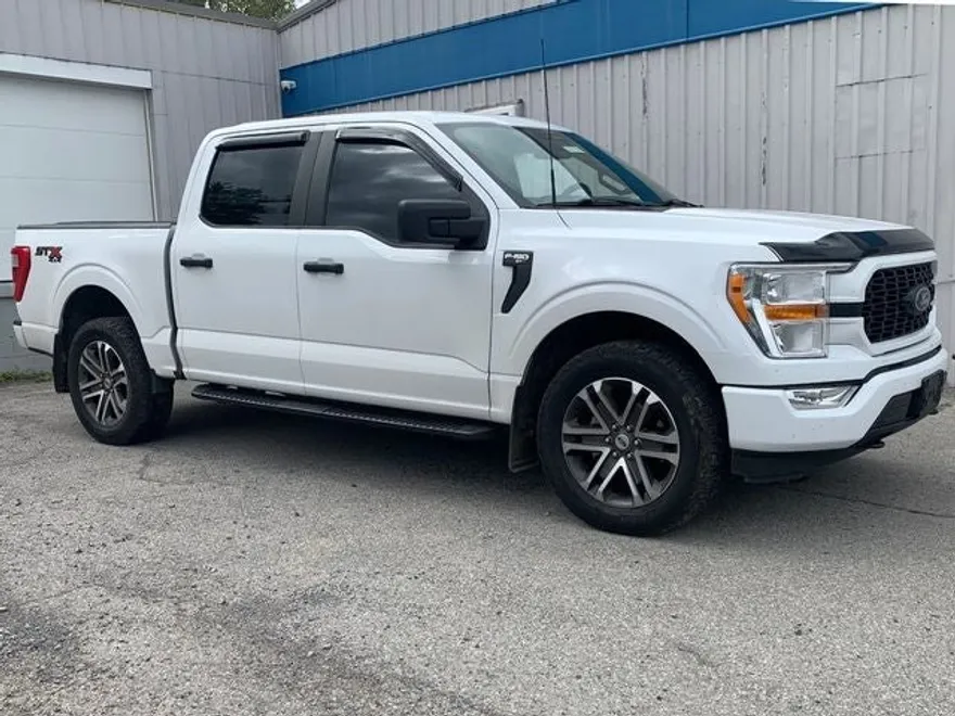 2022 Ford F-150 XL photo 1