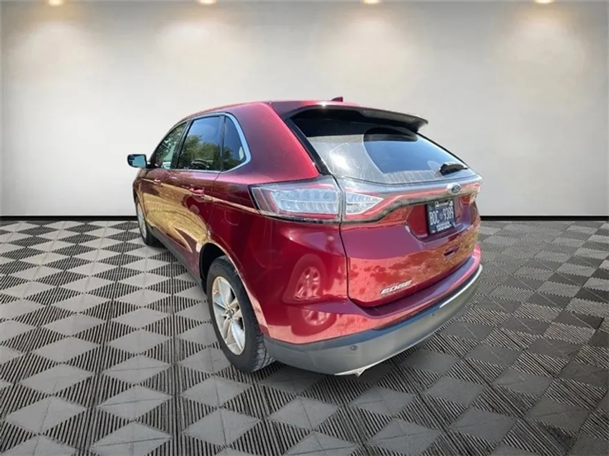 2015 Ford Edge SEL photo 1