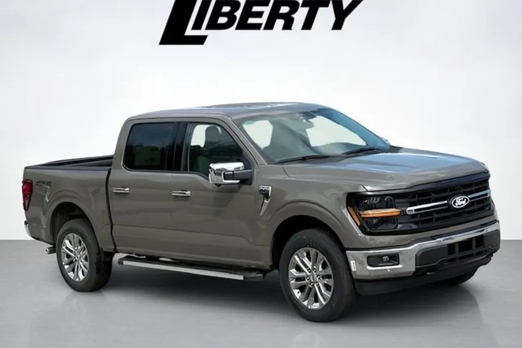 2025 Ford F-150 XLT photo 1