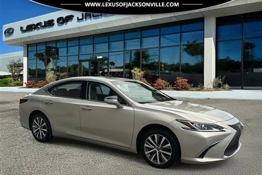 2019 Lexus ES 350 photo 1