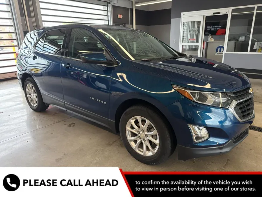 2020 Chevrolet Equinox LT photo 1