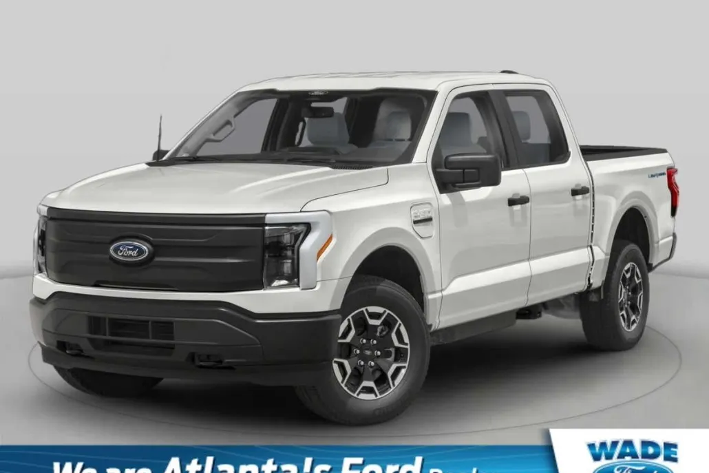 2023 Ford F-150 Lightning photo 1
