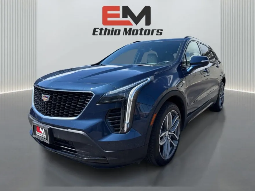 2019 Cadillac XT4 Sport photo 1