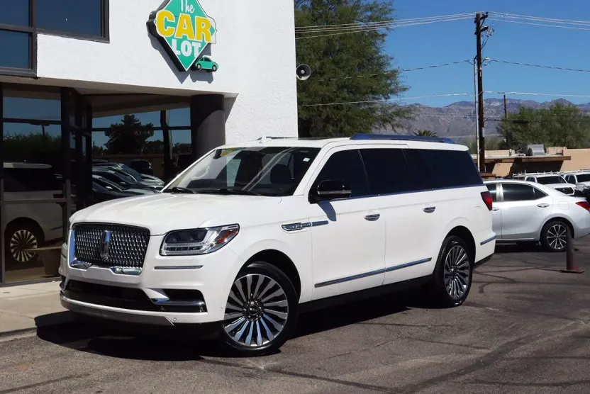 2019 Lincoln Navigator L Reserve photo 1