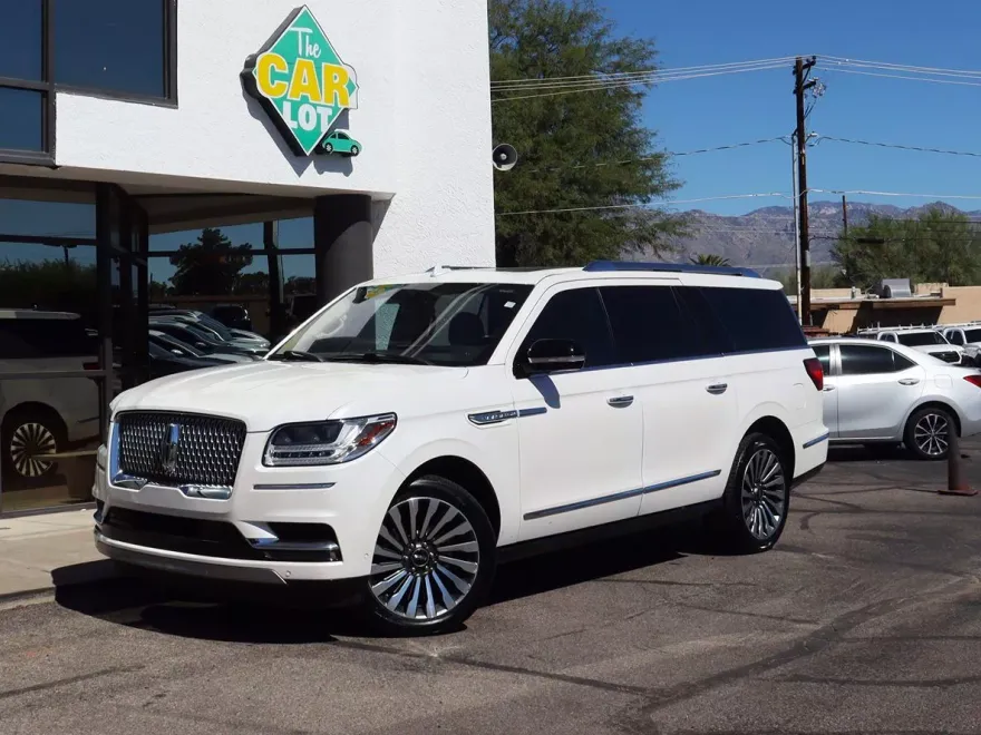 2019 Lincoln Navigator L Reserve photo 1