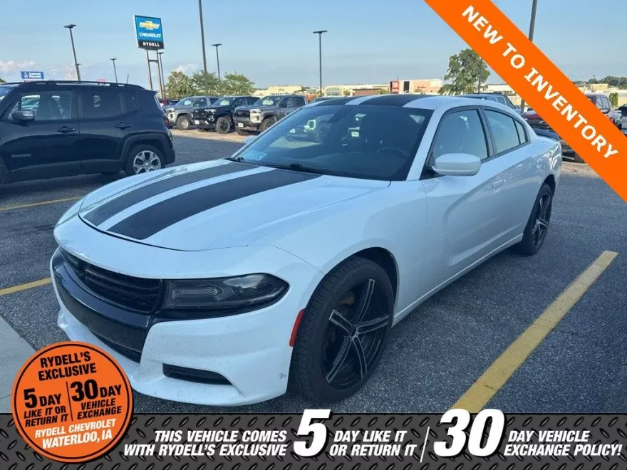 2019 Dodge Charger photo 1