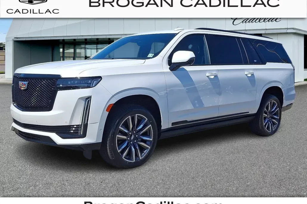 2022 Cadillac Escalade ESV Sport photo 1