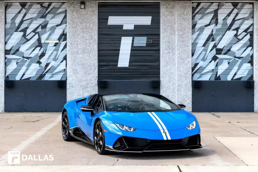 2023 Lamborghini Huracan Evo Spyder photo 1
