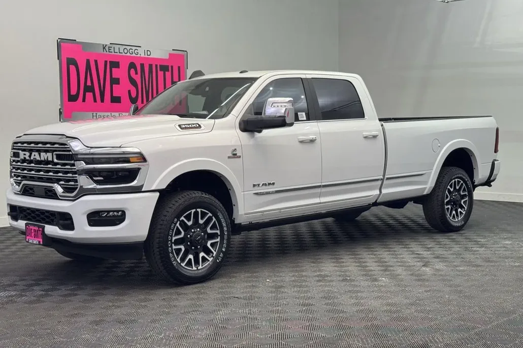 2025 Ram 3500 Limited photo 1