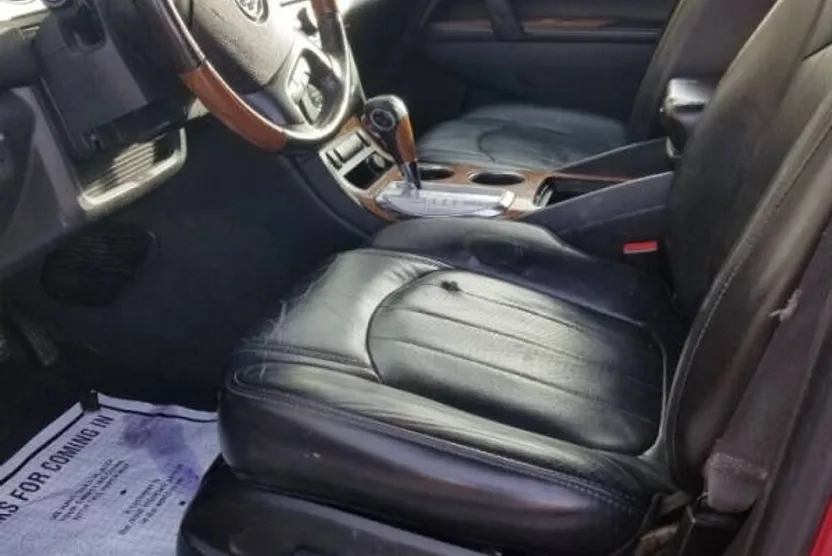 2012 Buick Enclave Leather photo 1