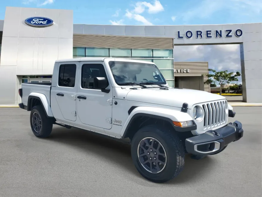 2023 Jeep Gladiator Overland photo 1