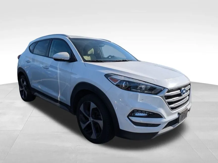 2018 Hyundai Tucson Sport photo 1