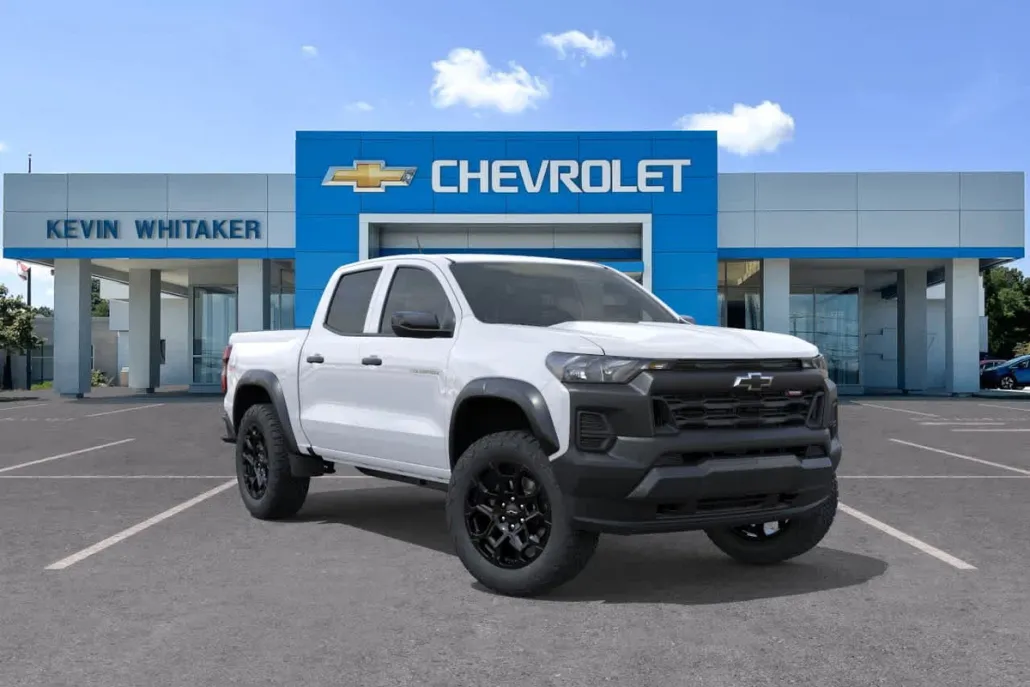 2026 Chevrolet Colorado Trail Boss photo 1