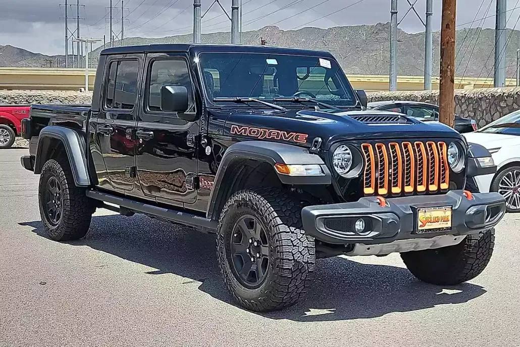 2023 Jeep Gladiator Mojave photo 1