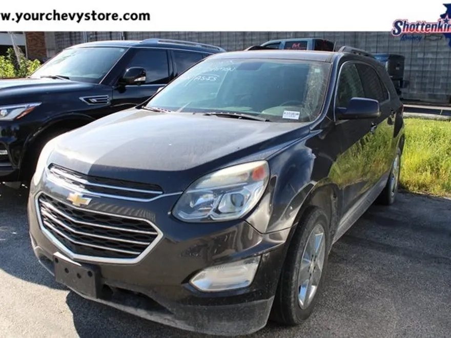 2016 Chevrolet Equinox LT photo 1