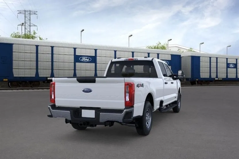 2026 Ford F-350 photo 1