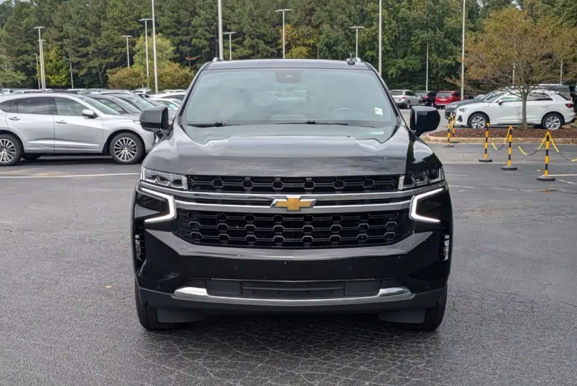 2023 Chevrolet Tahoe LS photo 1