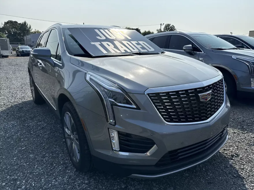 2025 Cadillac XT5 Premium Luxury photo 1
