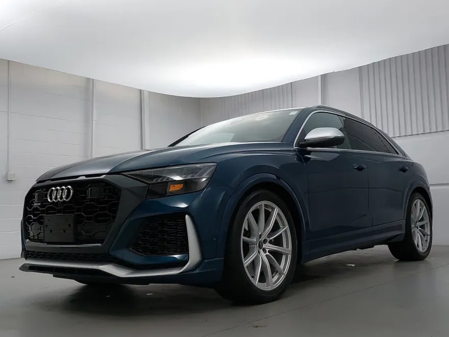 2022 Audi RS Q8 photo 1