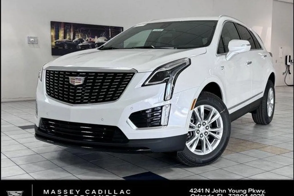 2025 Cadillac XT5 Luxury photo 1