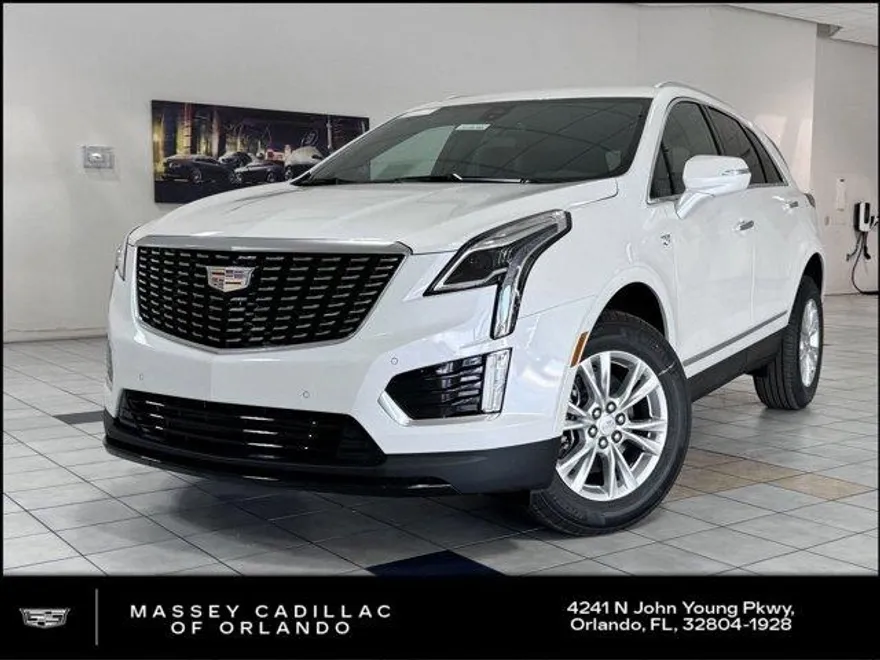 2025 Cadillac XT5 Luxury photo 1