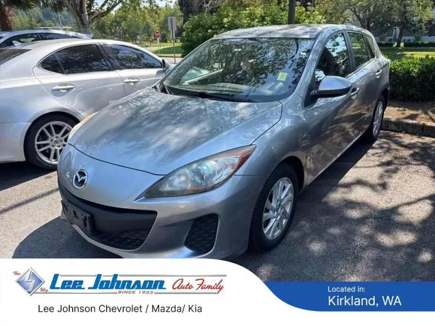 2013 Mazda Mazda3 Touring photo 1