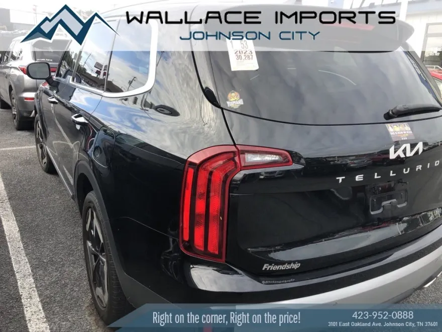 2023 Kia Telluride S photo 1