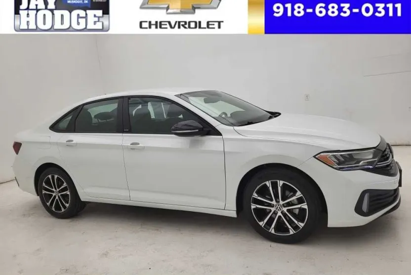 2024 Volkswagen Jetta 1.5T Sport photo 1
