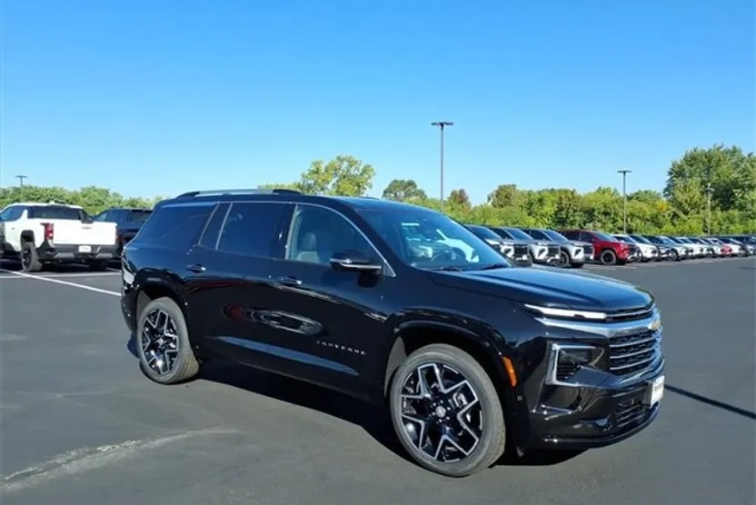 2026 Chevrolet Traverse High Country photo 1