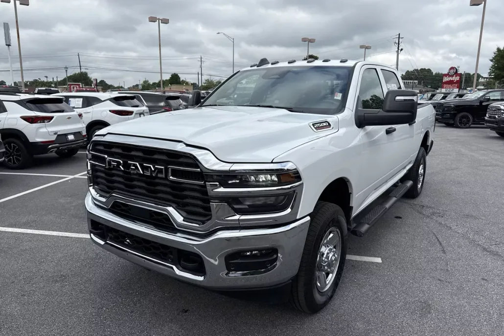 2025 Ram 2500 Tradesman photo 1