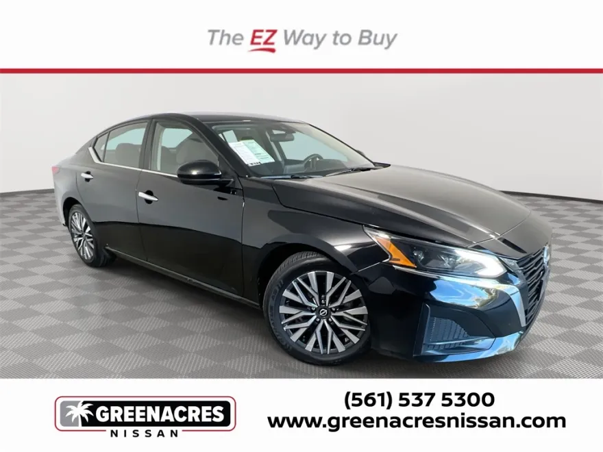 2023 Nissan Altima 2.5 SV photo 1