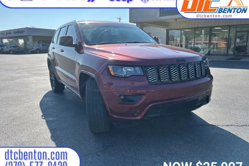 2021 Jeep Grand Cherokee Laredo X photo 1