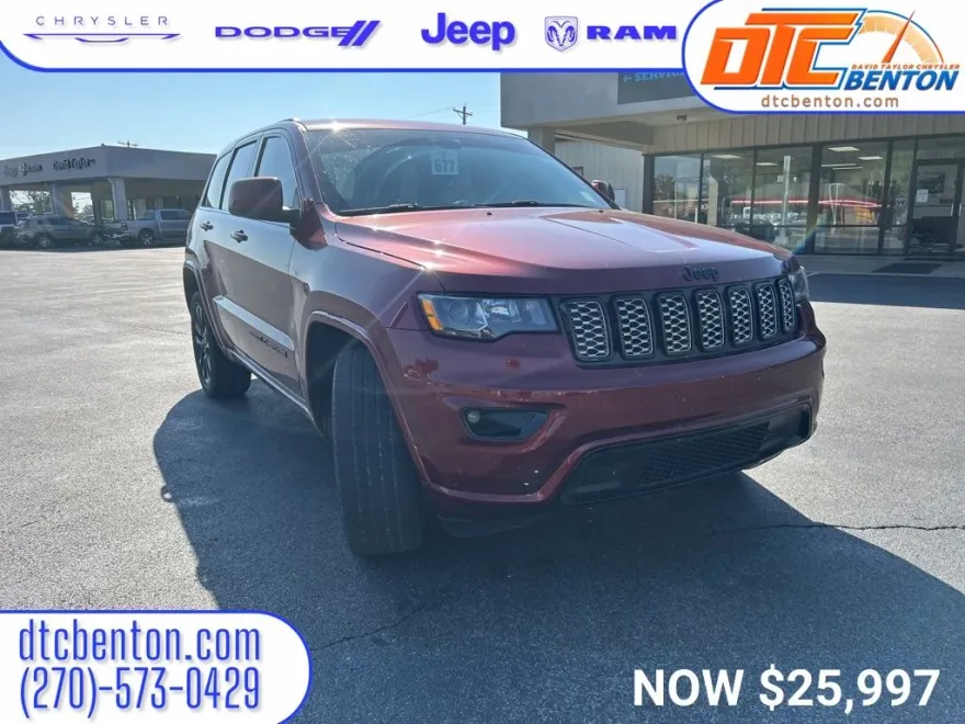 2021 Jeep Grand Cherokee Laredo X photo 1