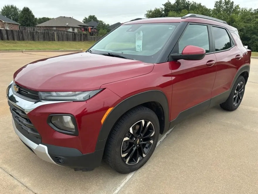 2021 Chevrolet Trailblazer LT photo 1