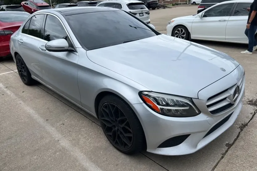 2019 Mercedes Benz C 300 photo 1