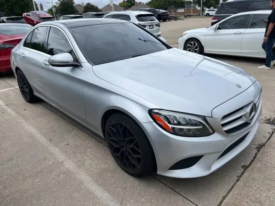 2019 Mercedes Benz C 300 photo 1