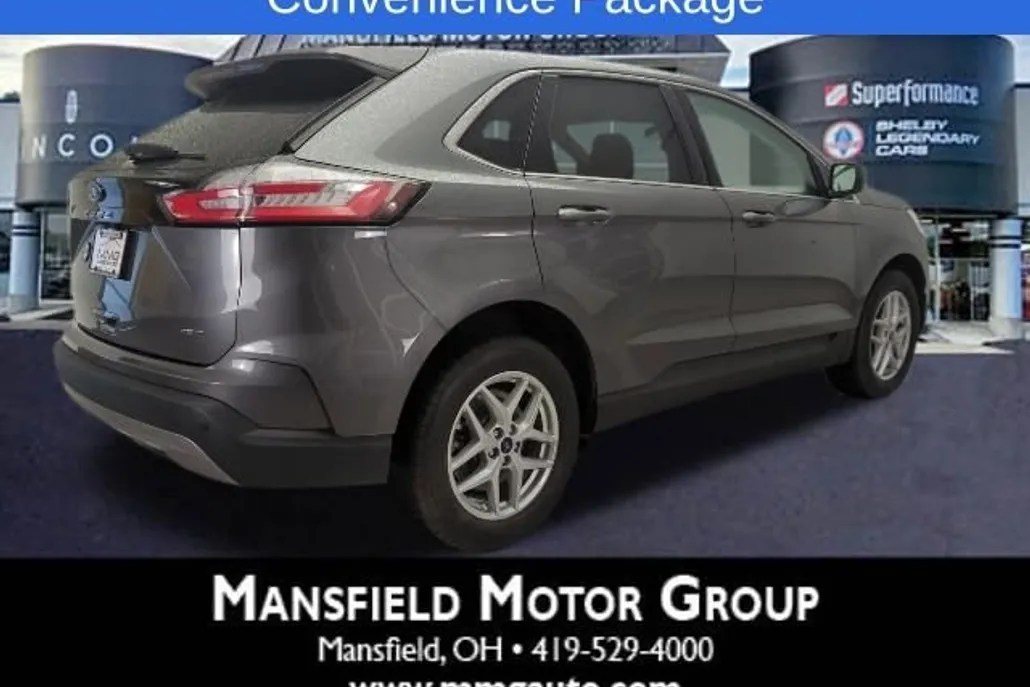 2022 Ford Edge SEL photo 1