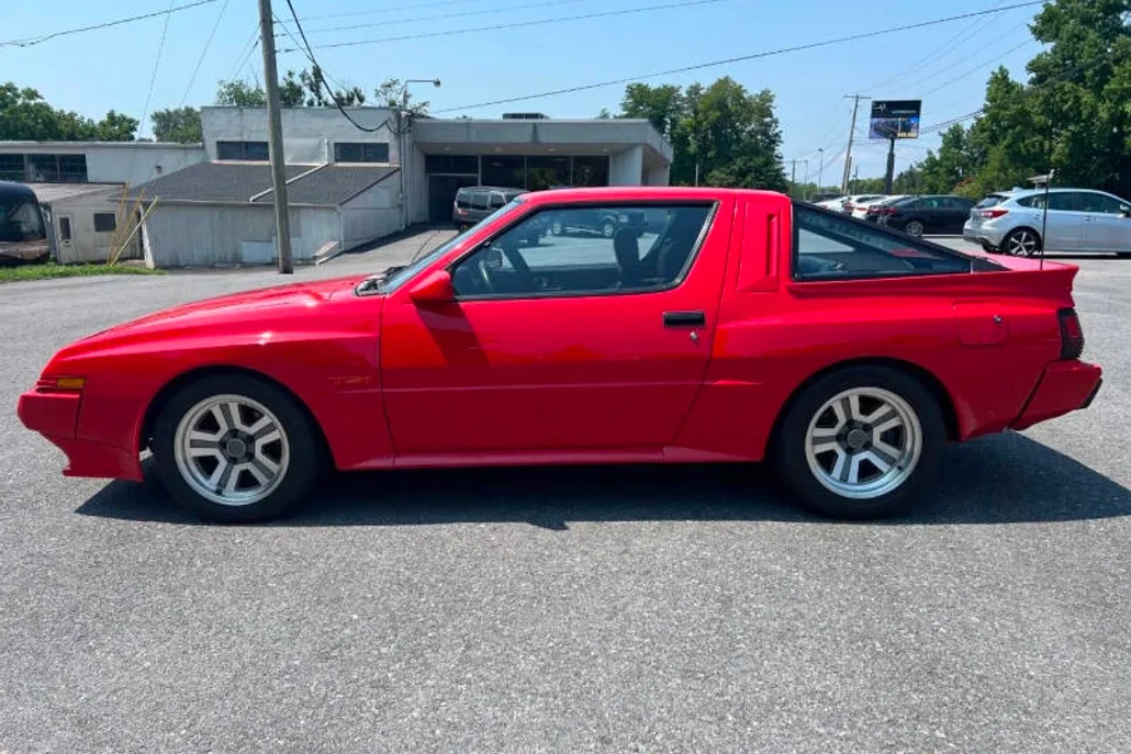 1987 Chrysler Conquest photo 1